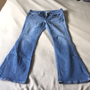 American eagle kickboot jeans size 10
